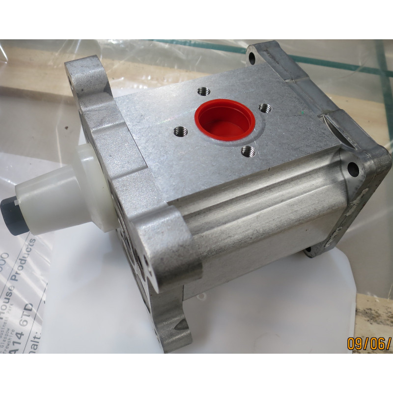 SNP3 A75L C043 HYDRAULICZNA POMPA ZĘBATĄ