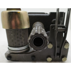 POMPA Z JARZMEM MF 1684582M92