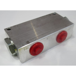 ROZDZIELACZ PRZEPŁYWU 50/50 1" Wejście 3/4" Wyjście ROZDZIELACZ PRZEPŁYWU 50/50 1" Wejście 3/4" Wyjście