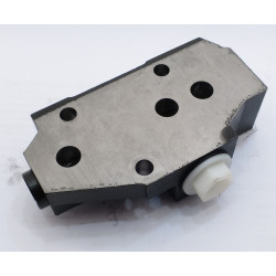 V5-60 POKRYWA WYLOTU GÓRNA 1/2 BSP