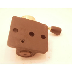 IZOLATOR HV/25 2 PORTY (3/8'' BSP) IZOLATOR HV/25 2 PORTY (3/8'' BSP)