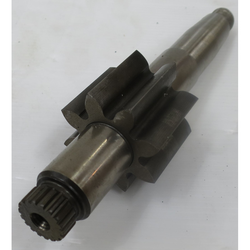 2PL158 PRZEDNI WAŁ PRZEKŁADNI NAPĘDOWEJ „T”.