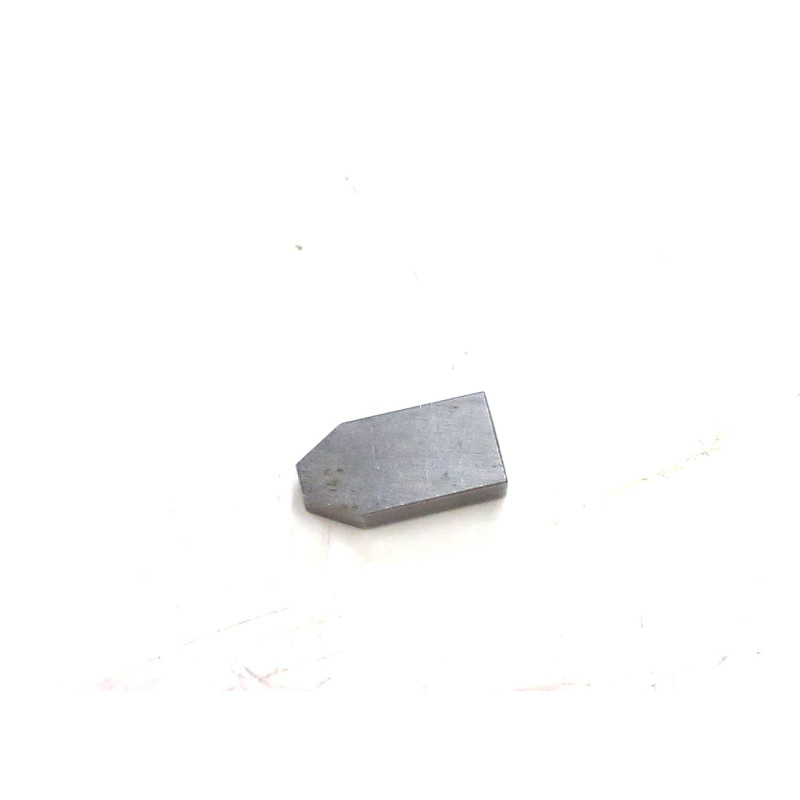 UCHWYT 10 mm x 5 mm x 20 mm WEDŁUG
