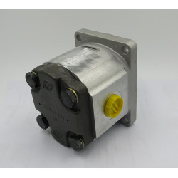 CZĘŚĆ PRZEDNIA POMPY HYDRAULICZNEJ CZĘŚĆ PRZEDNIA POMPY HYDRAULICZNEJ