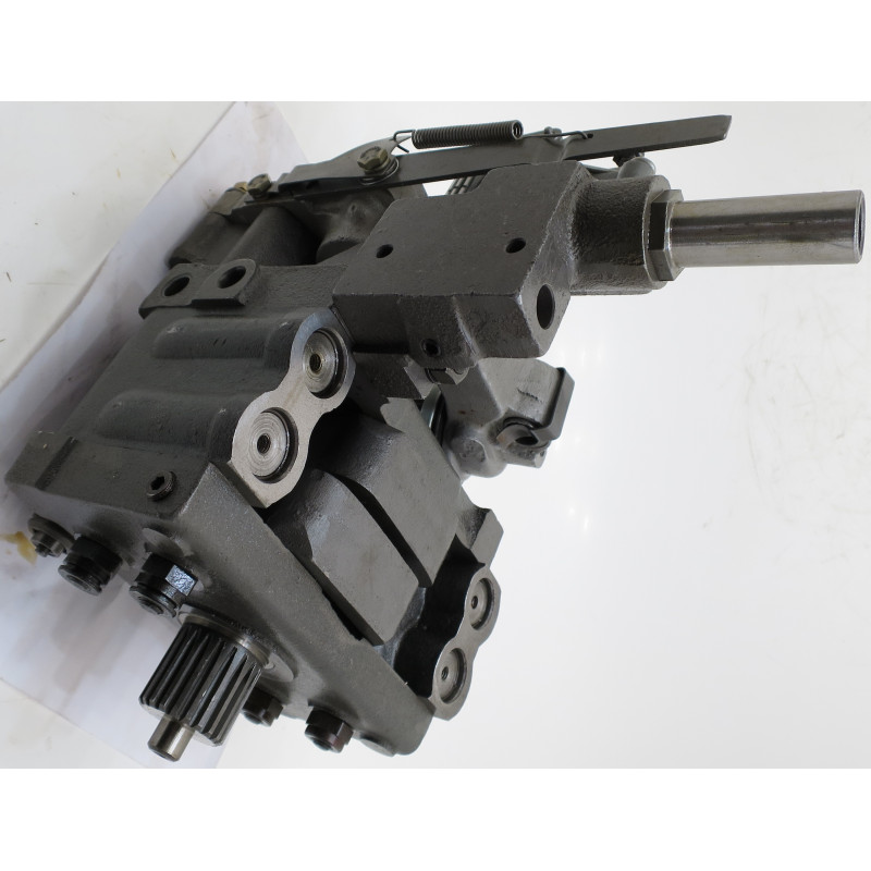 POMPA JARZMA MF 550 1683301M92