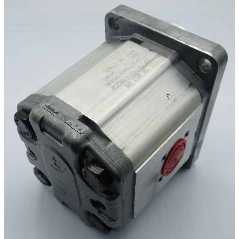 SNP2 / 14 S SC02 POMPA PRZEKŁADNI HYDRAULICZNEJ