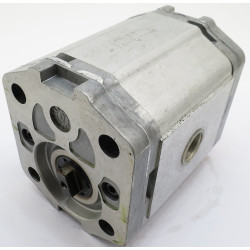 SNP2 C11L FR43.F POMPA  HYDRAULICZNEJ