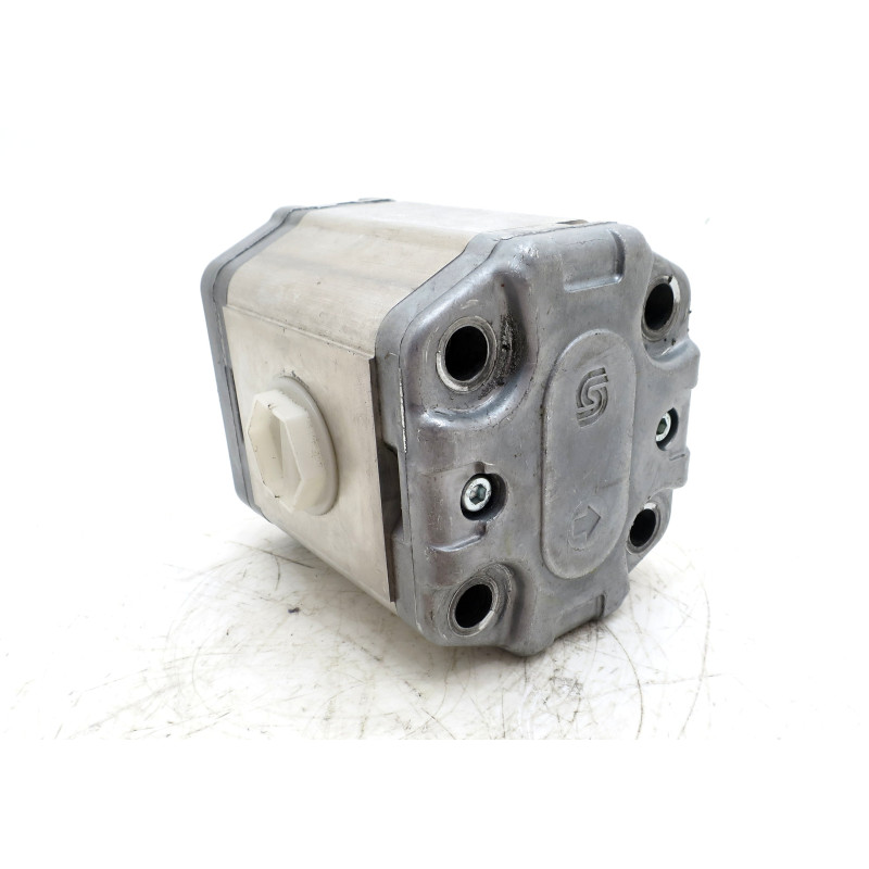 SNP2 C17L FR03E HYDRAULICZNA POMPA ZĘBATĄ