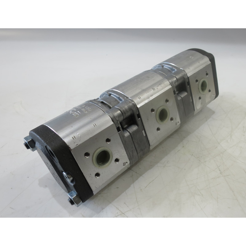 0517665009 POTRÓJNY BOSCH