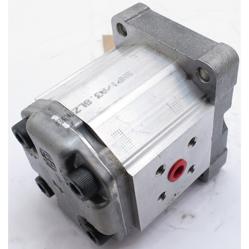 SNP1/3.8S SC11 F POMPA PRZEKŁADNI HYDRAULICZNEJ