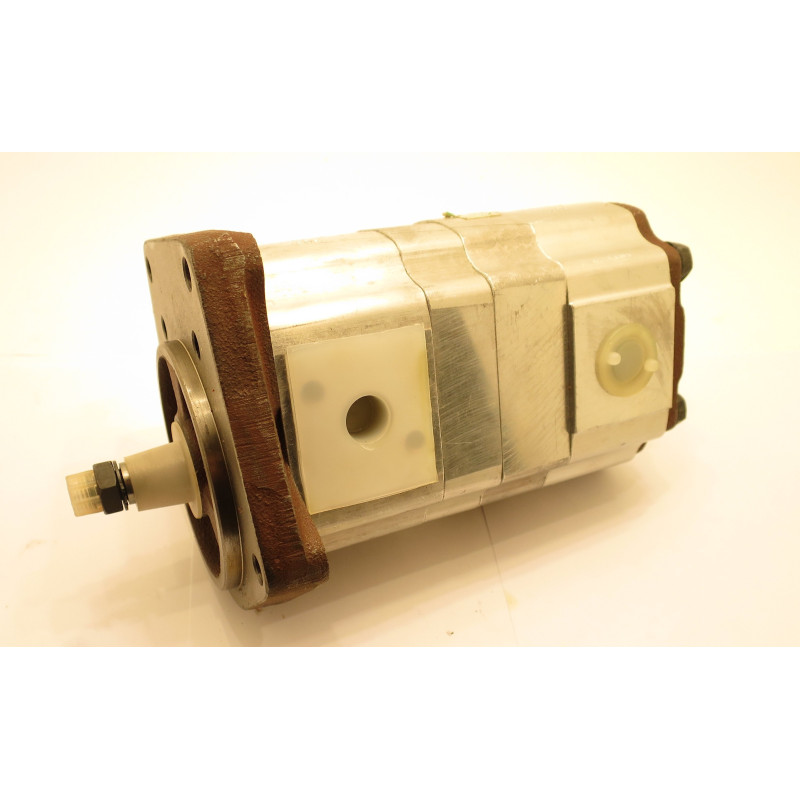 CIĄGNIK MAHINDRA TANDEM 5557415R91