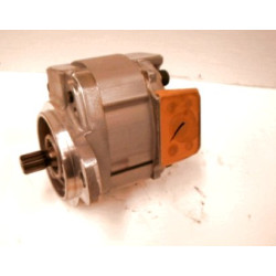 *** TERAZ TYLKO KOMATSU. ***