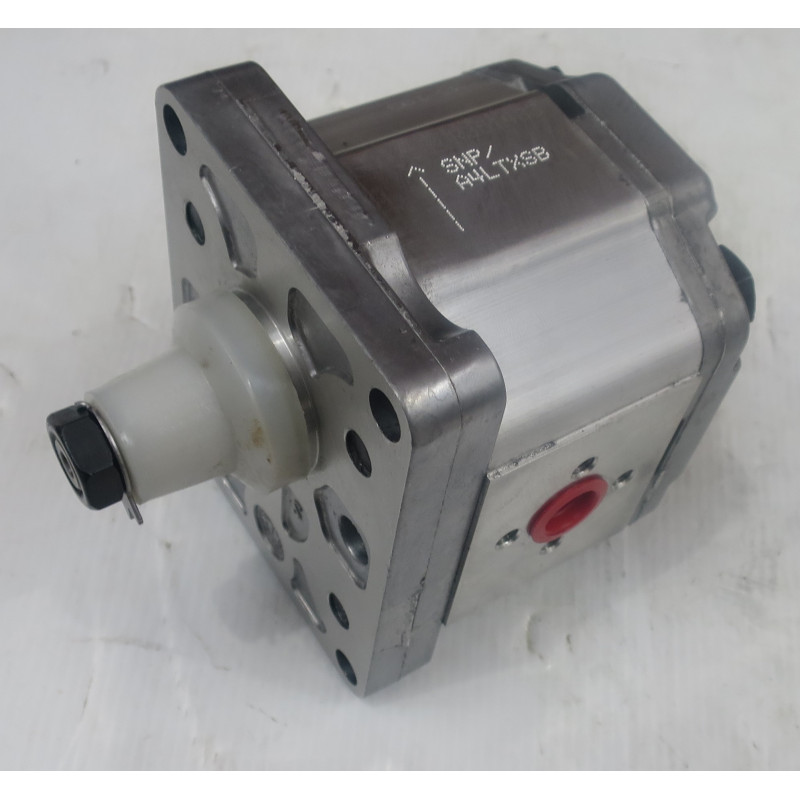 SNP2 a4.0L C001 HYDRAULICZNA POMPA ZĘBATĄ