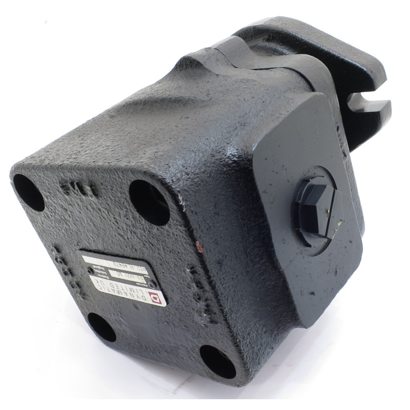 A32L 40478 ŻELIWO NEW HOLLAND