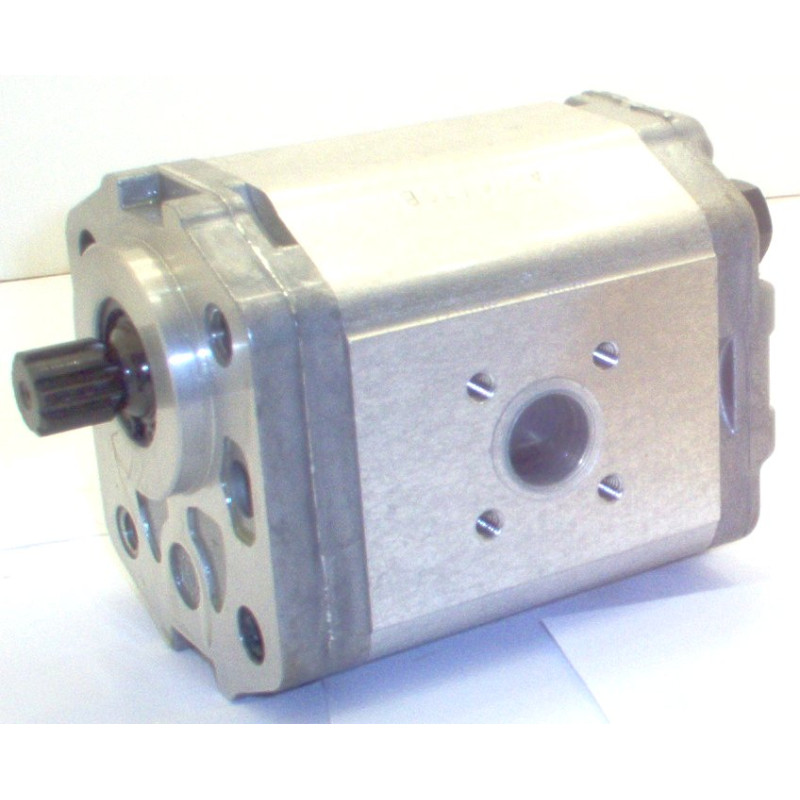 SNP2 22 S SC04 RMF** 83011902 SNP2 22 S SC04 RMF** 83011902