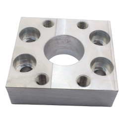 ADAPTER FLANOWY 1.1/2 DO 1.1/2 SAE