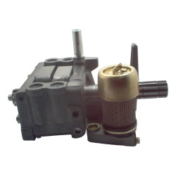 POMPA Z JARZMEM MF 1684582M92