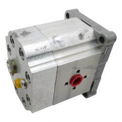 SILNIK HYDRAULICZNY SAUER DANFOSS 121.25.253.00 SNM3CN 026RN01 DAC1C7C7NNNB NNNNN SILNIK HYDRAULICZNY SAUER DANFOSS 121.25.253.00 SNM3CN 026RN01 DAC1C7C7NNNB NNNNN