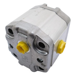 SILNIK HYDRAULICZNY SNM2 6L FR03.E / 121.20.168.00 SILNIK HYDRAULICZNY SNM2 6L FR03.E / 121.20.168.00