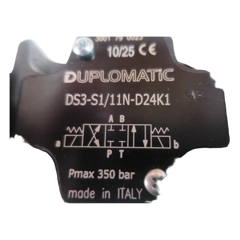 ZAWÓR ELEKTROMAGNETYCZNY DG03-8C-115VAC DN ZAWÓR ELEKTROMAGNETYCZNY DG03-8C-115VAC DN