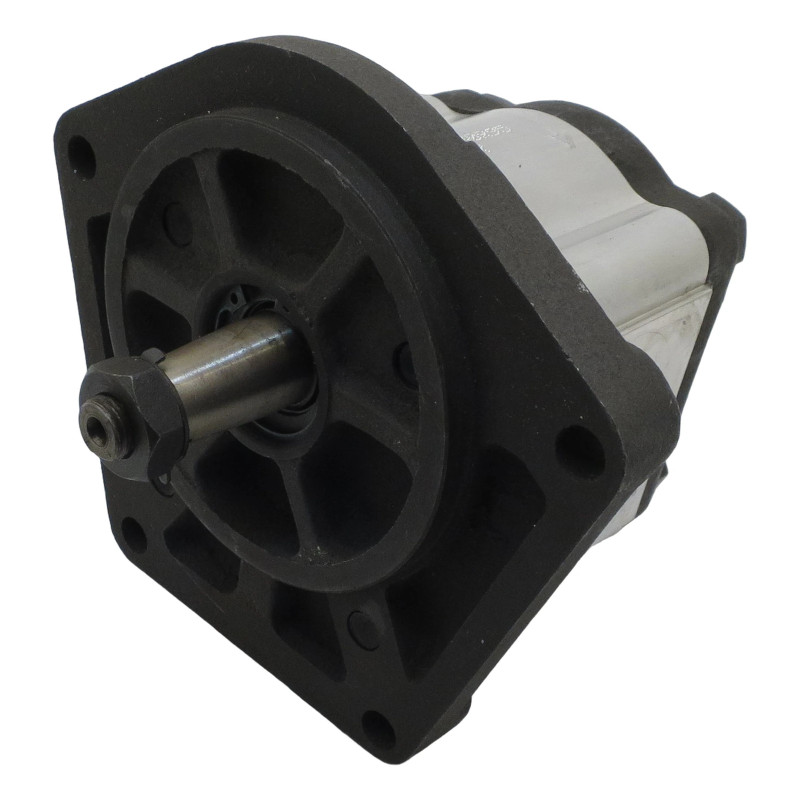 NIE ORYGINALNY 704330R95 / C25VR NIE ORYGINALNY 704330R95 / C25VR
