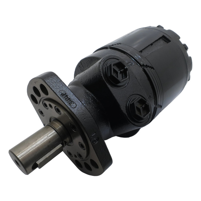 SILNIK 748CC RE, WAŁ 32 MM SILNIK 748CC RE, WAŁ 32 MM