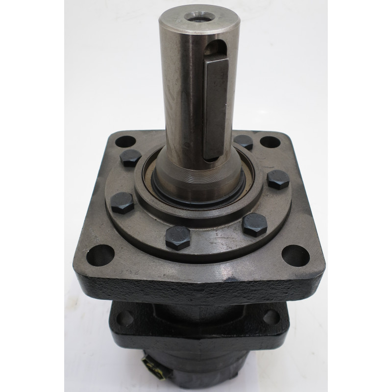 SILNIK nr 700300E8236BAAAB