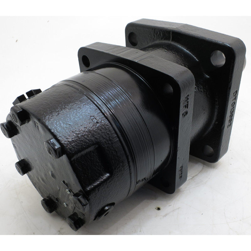 SILNIK nr 700300E8241ABAAB SILNIK nr 700300E8241ABAAB