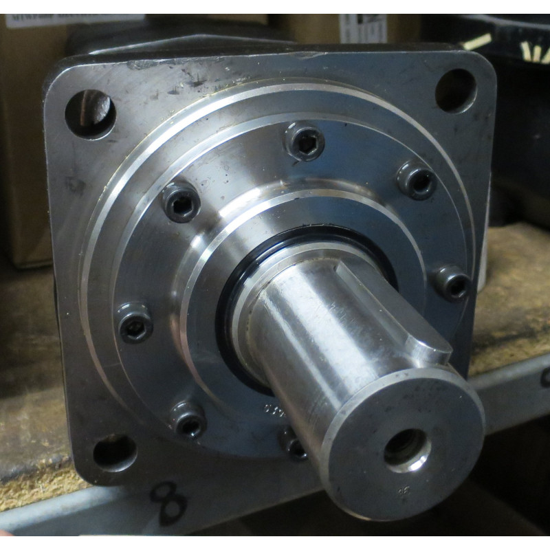 SILNIK HYDRAULICZNY HYDRAULIKA MV 800 / MVA800