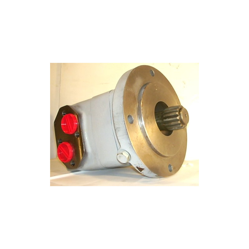 SILNIK MVS 630 O WYSOKIM MOMENTIE OBROTOWYM SILNIK MVS 630 O WYSOKIM MOMENTIE OBROTOWYM