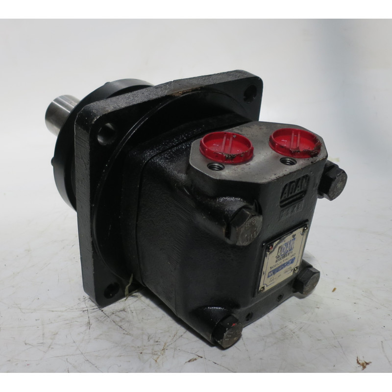 SILNIK KOŁOWY MVW300 Z WAŁEM RÓWNOLEGŁYM