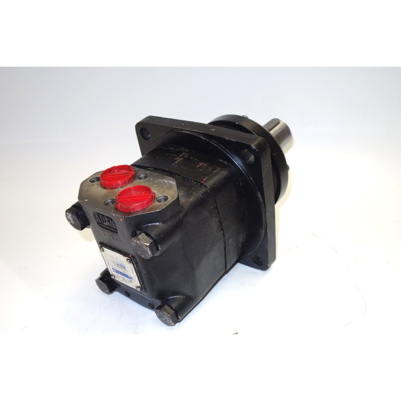 SILNIK KOŁOWY MVW630 Z WAŁEM RÓWNOLEGŁYM