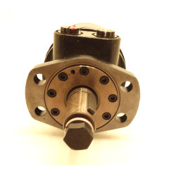 SILNIK HYDRAULICZNY WAŁ 348CC/REV 1,1/4