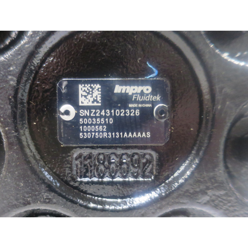 SILNIK PIONOWY WRE 748CC/OBR