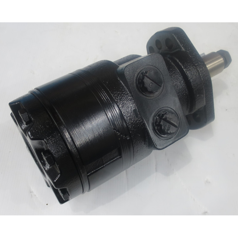 SILNIK 520470A5107AAAA