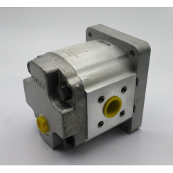 SILNIK HYDRAULICZNY 1MR 15,02CC/REV STD