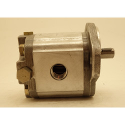 SILNIK HYDRAULICZNY 1MR 17,02CC/REV STD