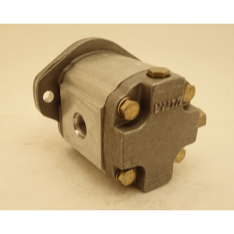 SILNIK HYDRAULICZNY 1MR 17,02CC/REV STD