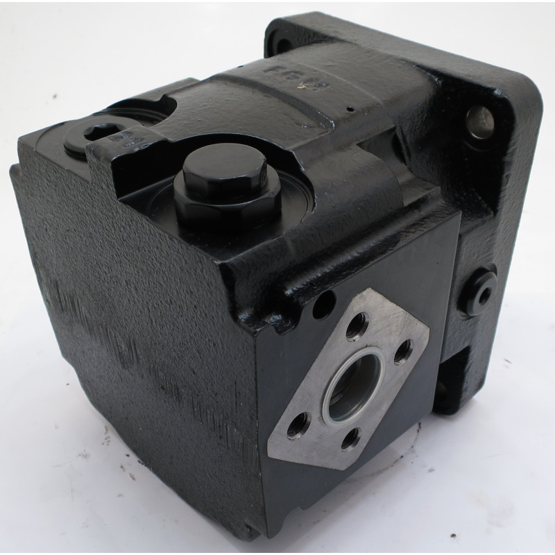 SILNIK HYDRAULICZNY KM30.38L0-83E3-LED/ED-N-CSC-C16-CRS