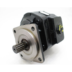 SILNIK HYDRAULICZNY M3C2213 /134415 /1D / 192211