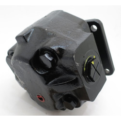 SILNIK HYDRAULICZNY M3C2213 /134415 /1D / 192211