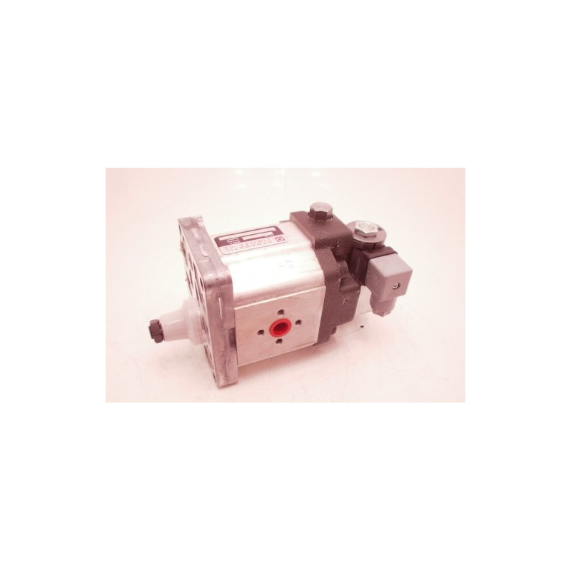 SILNIK HYDRAULICZNY C14.4L 01388/210 - 551/1/01388/210