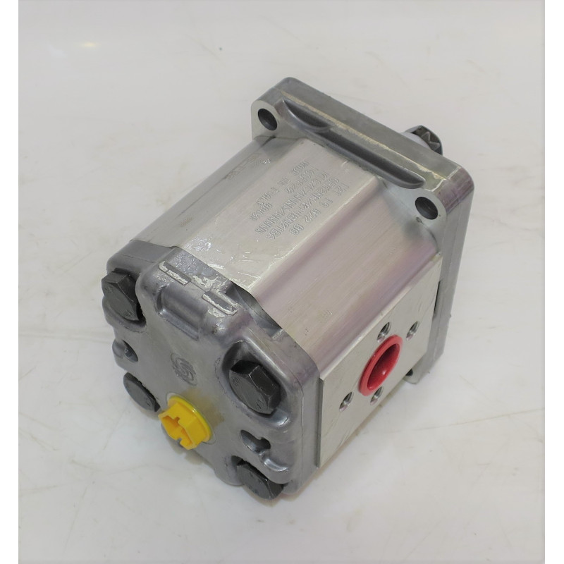 SEM2 14L C001 HYDRAULICZNY SILNIK Z PRZEKŁADNIĄ