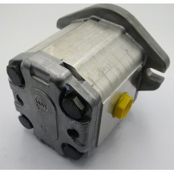 SILNIK HYDRAULICZNY SNM2 6L SC06 / 121.20.097.00