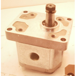 SILNIK HYDRAULICZNY SNM2 6L CO01 LFU1F / 121.20.736.00