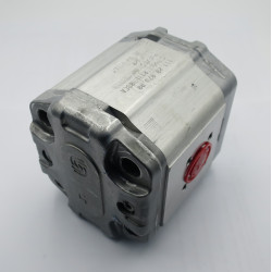 SILNIK HYDRAULICZNY SNM2 8L FR03 / 121.20.039.00